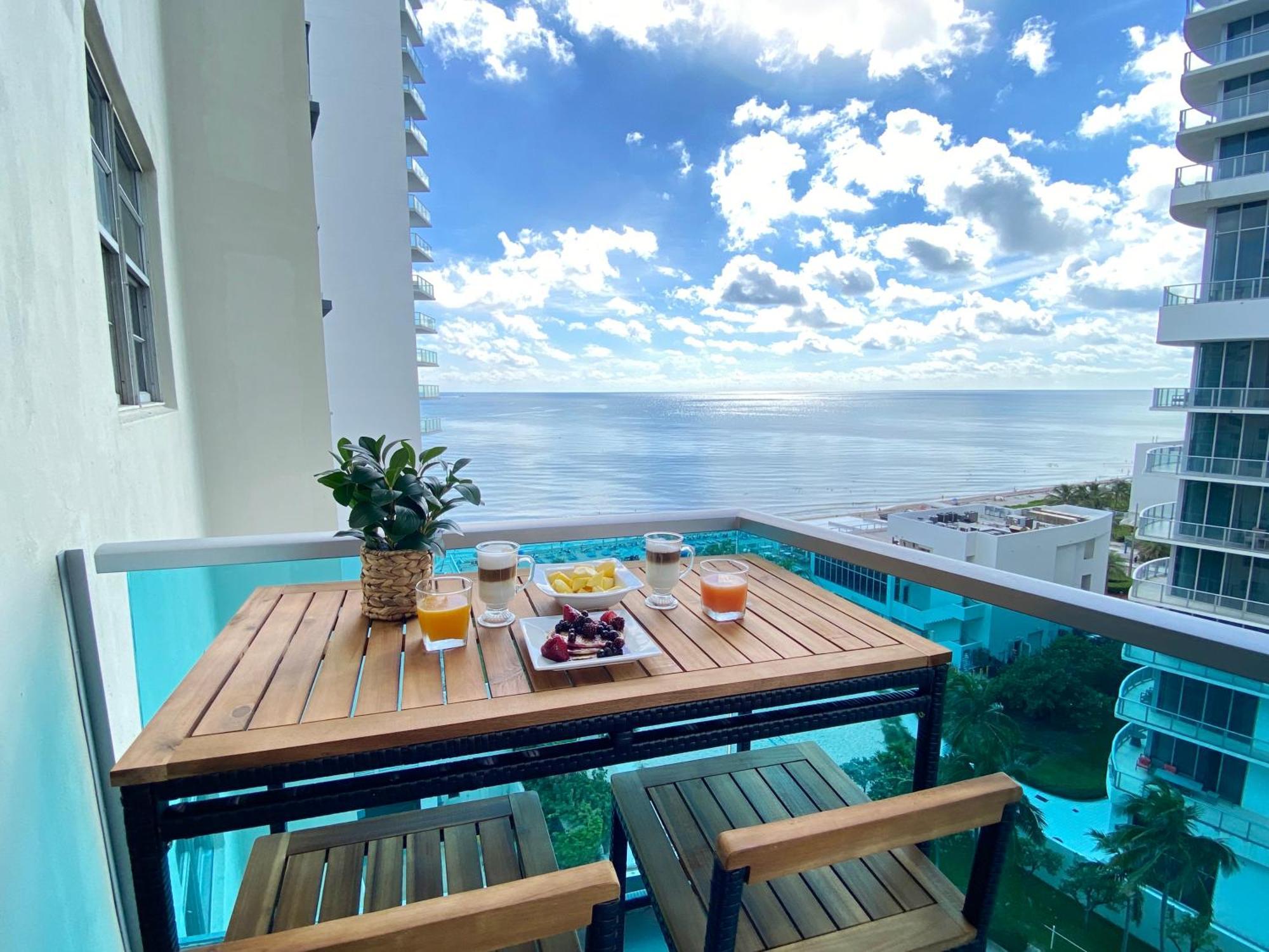 할리우드 Departamento Frente Al Mar Con Salida Directa A Playa. 아파트 외부 사진