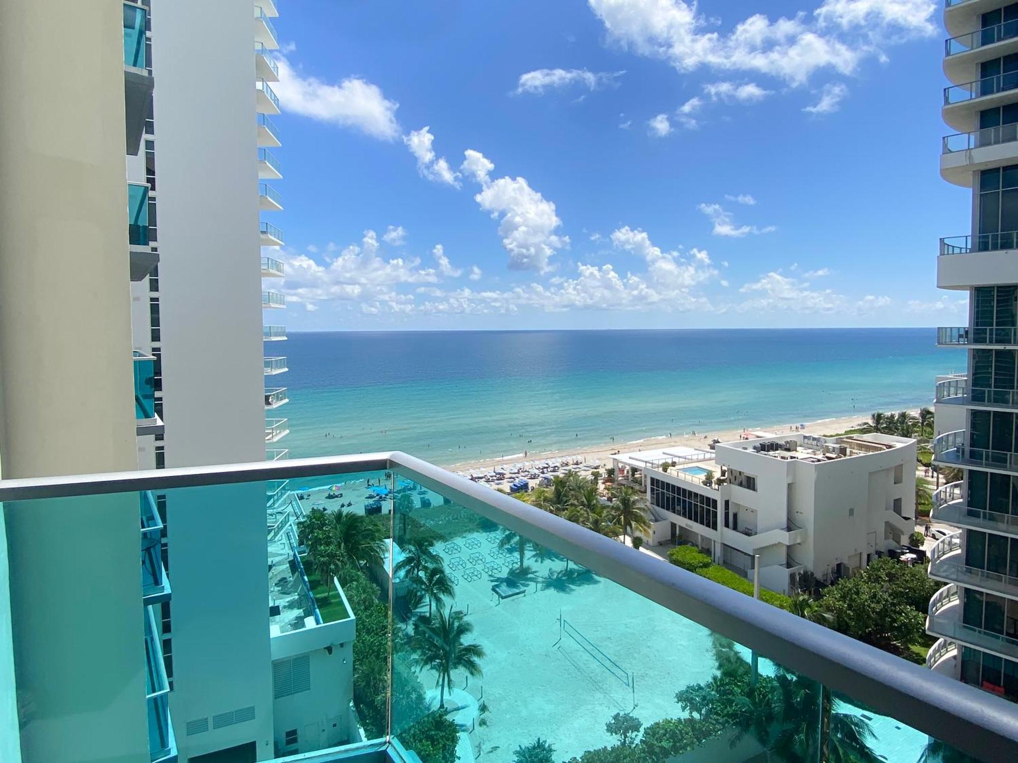 할리우드 Departamento Frente Al Mar Con Salida Directa A Playa. 아파트 외부 사진